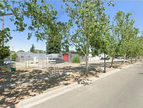 623 E Taber Avenue Yuba City CA 95991