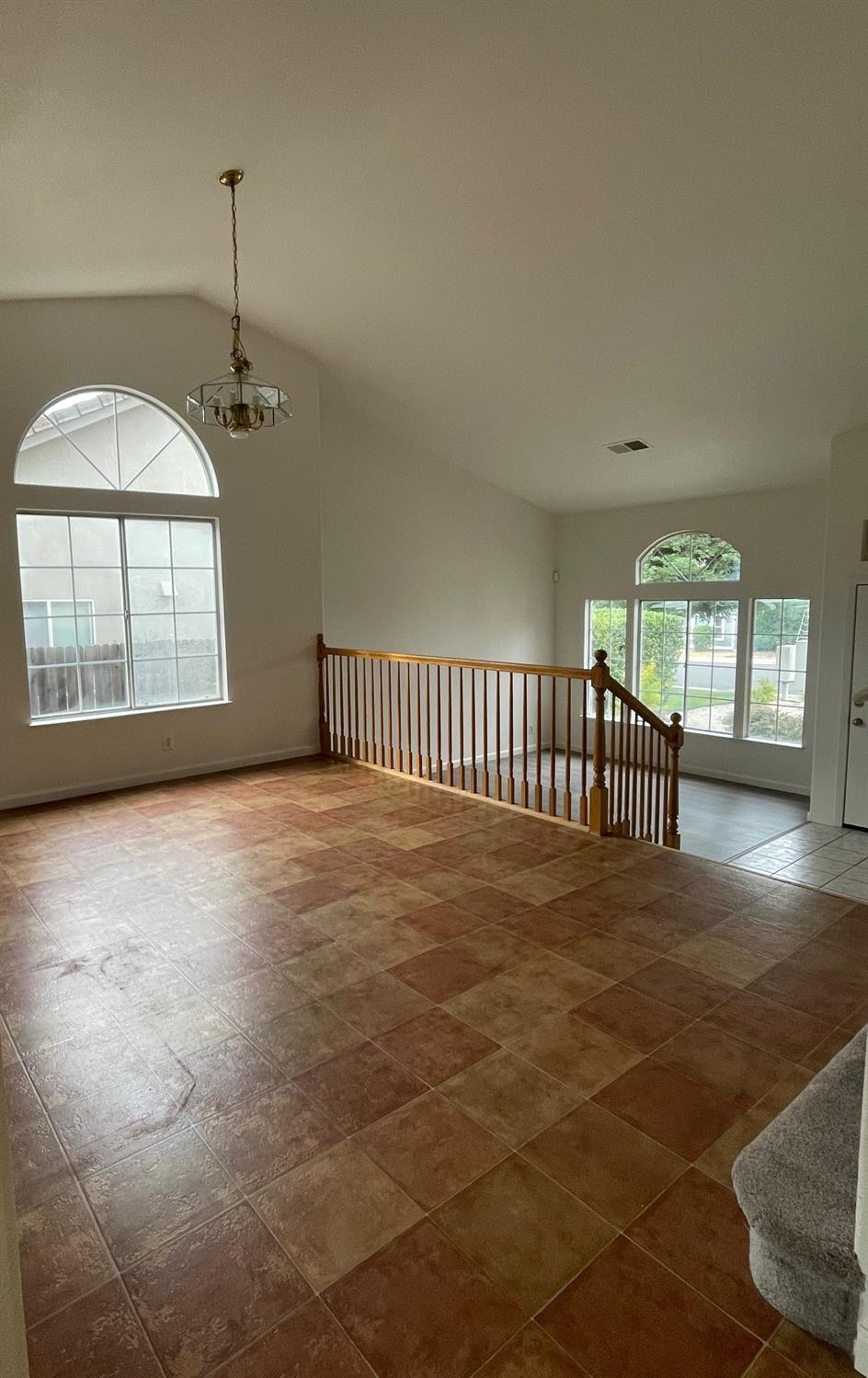5635 Onyx Drive