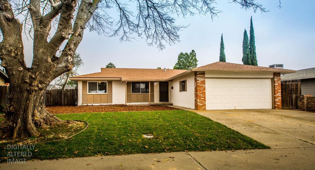 Photo of 125 Kern Avenue, Woodland, CA 95695 (MLS # 226007574)