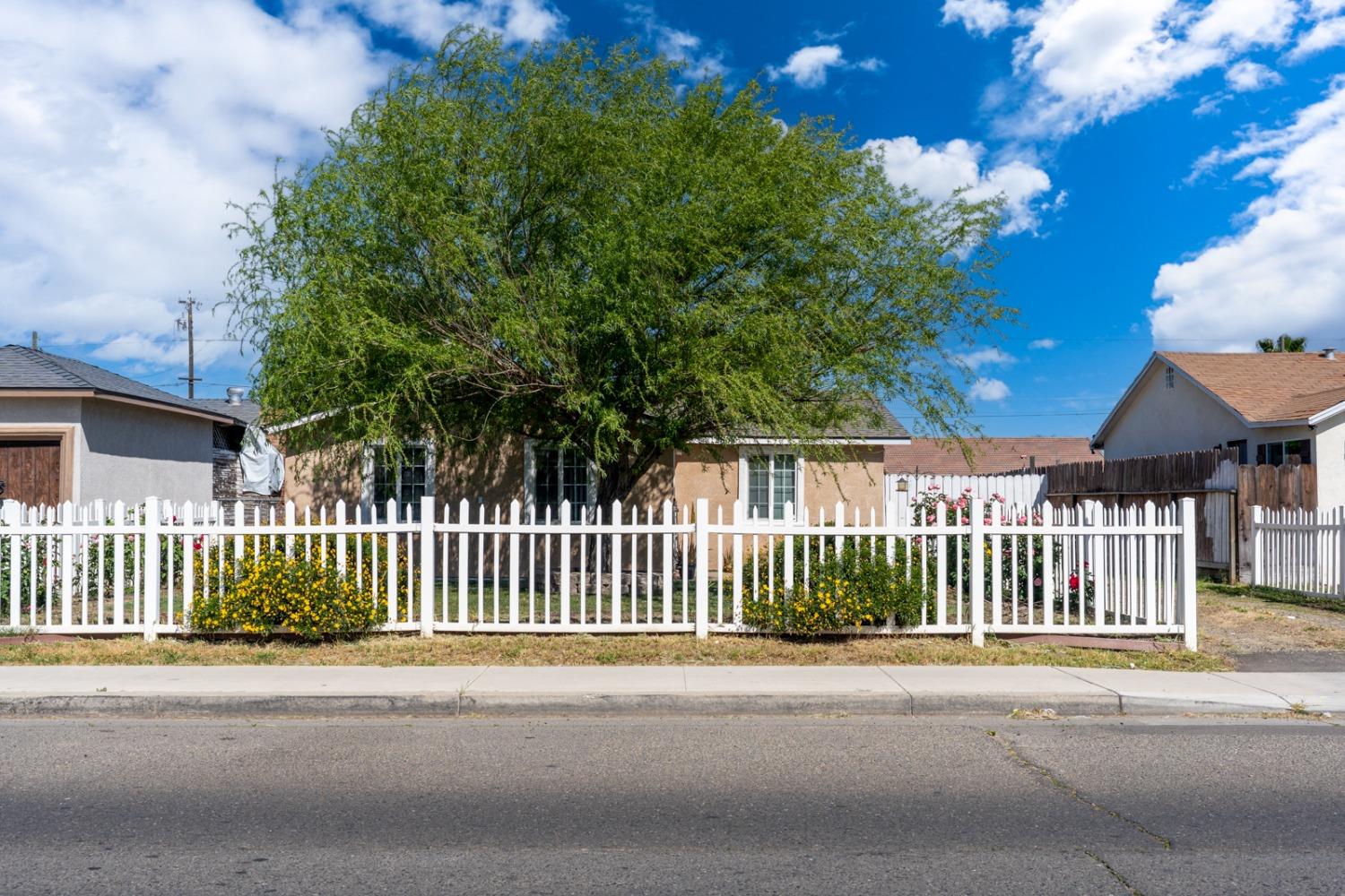 Merced, California 95348, United States, 3 Bedrooms Bedrooms, ,1 BathroomBathrooms,Residential,Active,115807