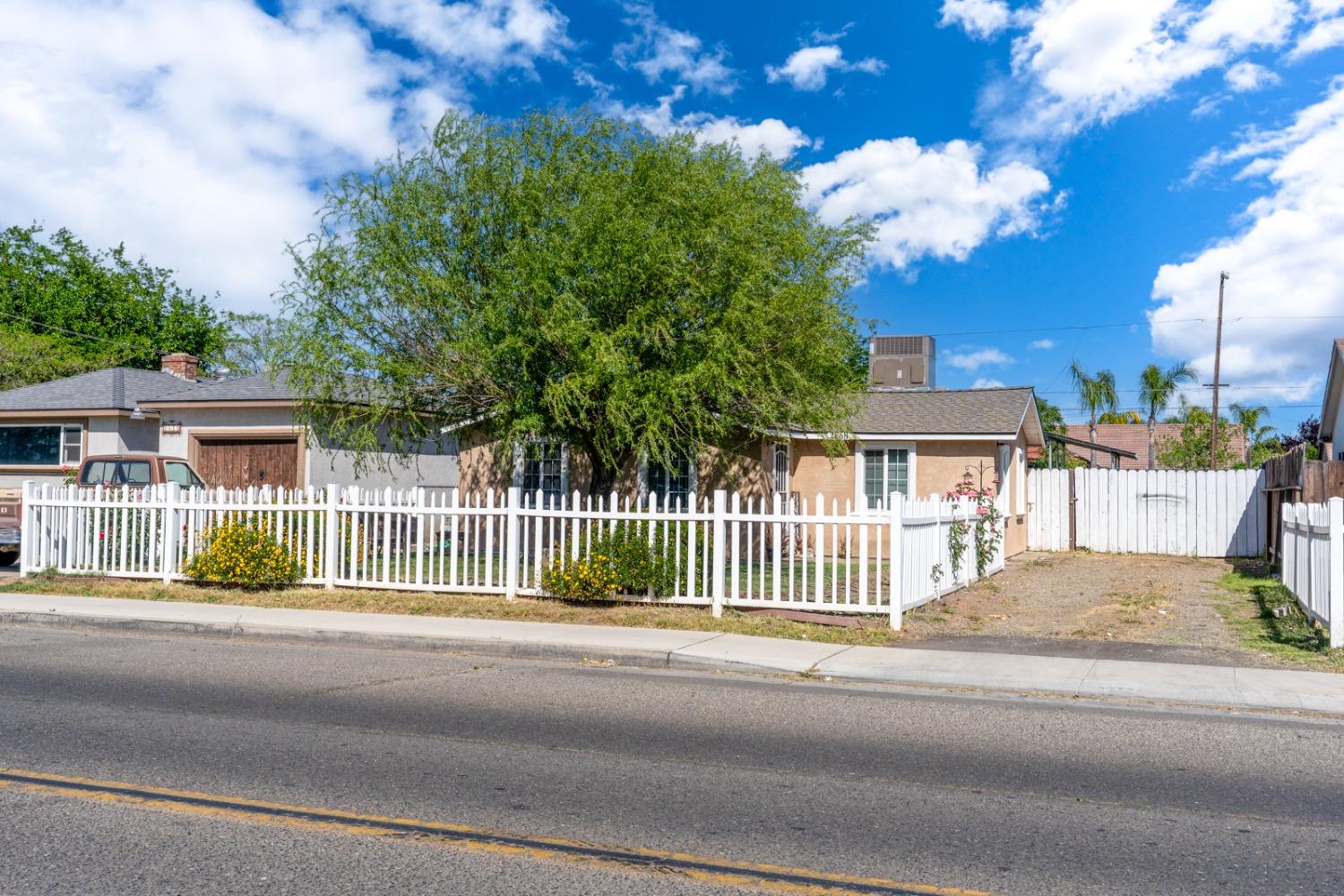 Merced, California 95348, United States, 3 Bedrooms Bedrooms, ,1 BathroomBathrooms,Residential,Active,115807