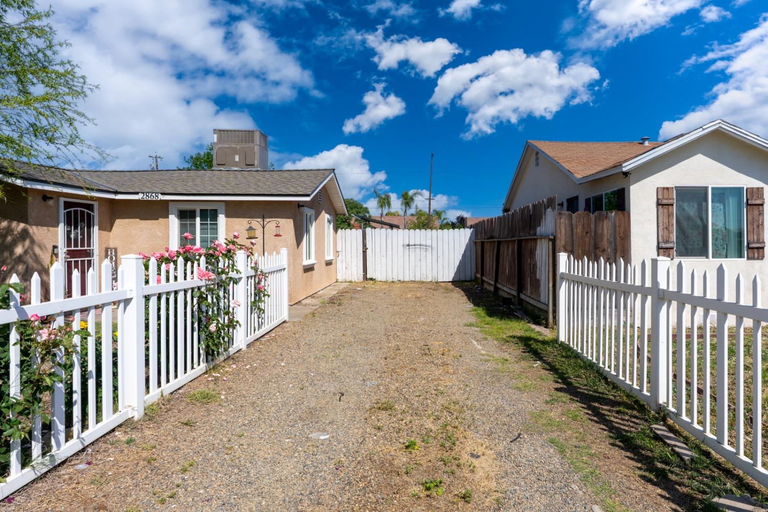 Merced, California 95348, United States, 3 Bedrooms Bedrooms, ,1 BathroomBathrooms,Residential,Active,115807