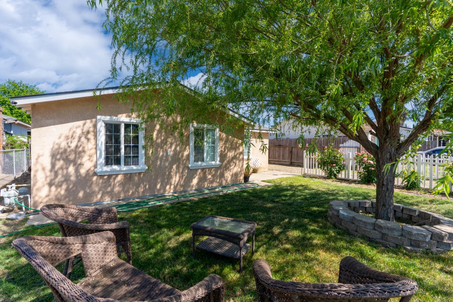 Merced, California 95348, United States, 3 Bedrooms Bedrooms, ,1 BathroomBathrooms,Residential,Active,115807