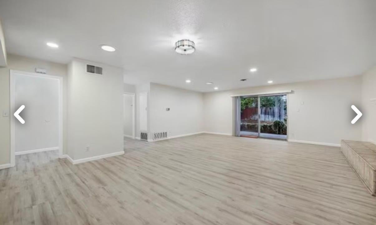 1125 W El Camino Avenue