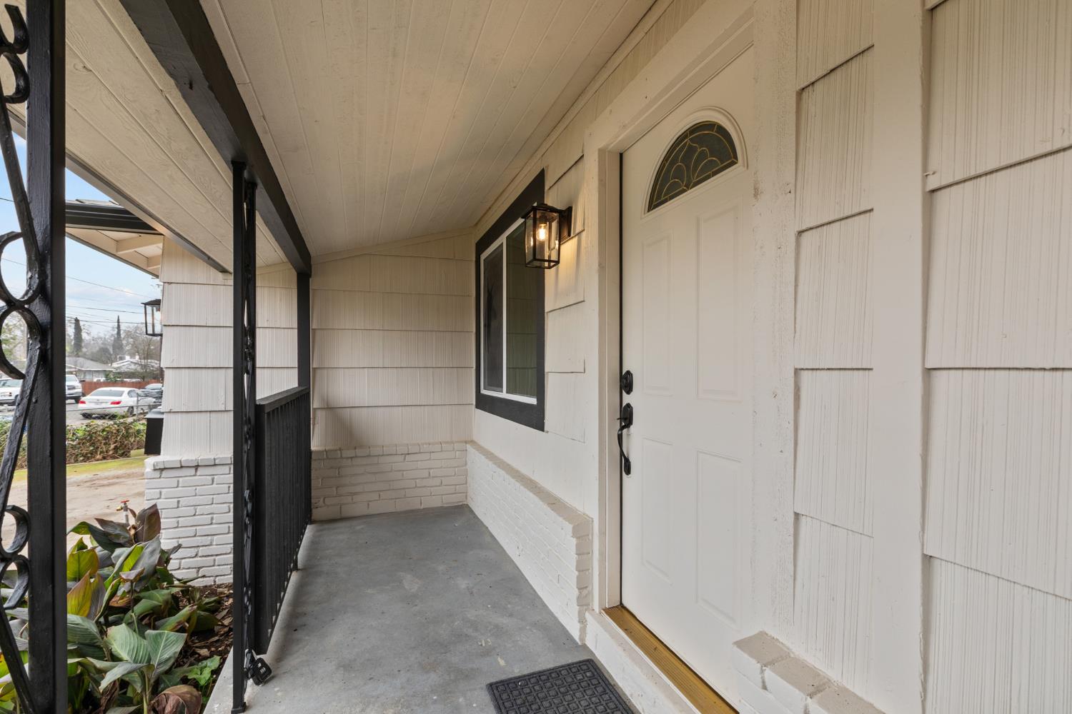 6907 Coronation Court