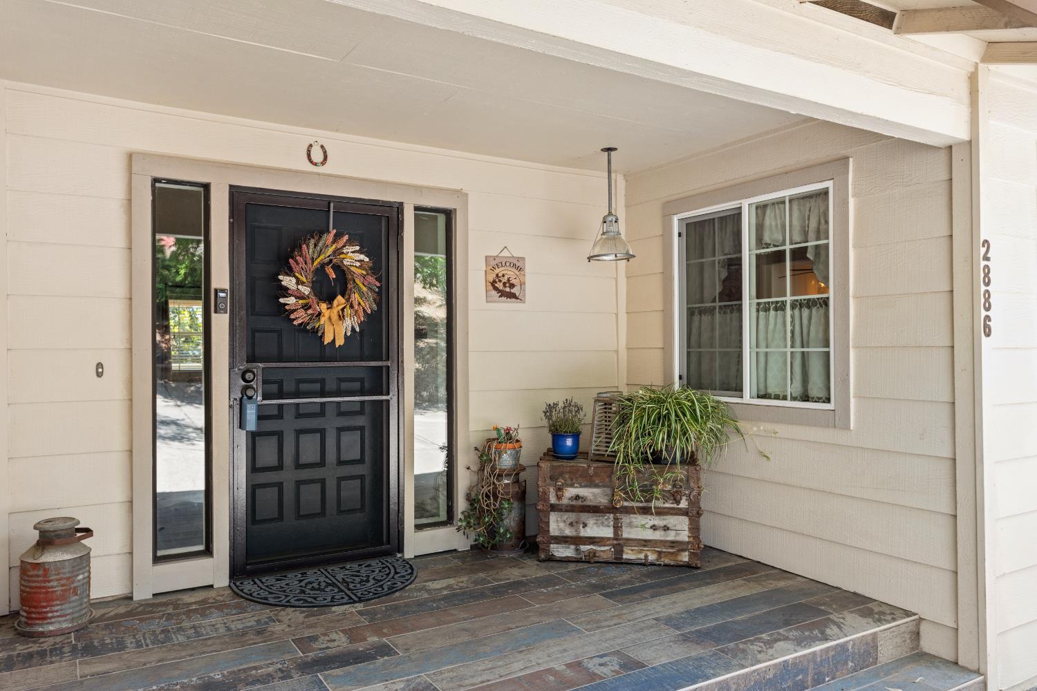 2886 Knollwood Drive