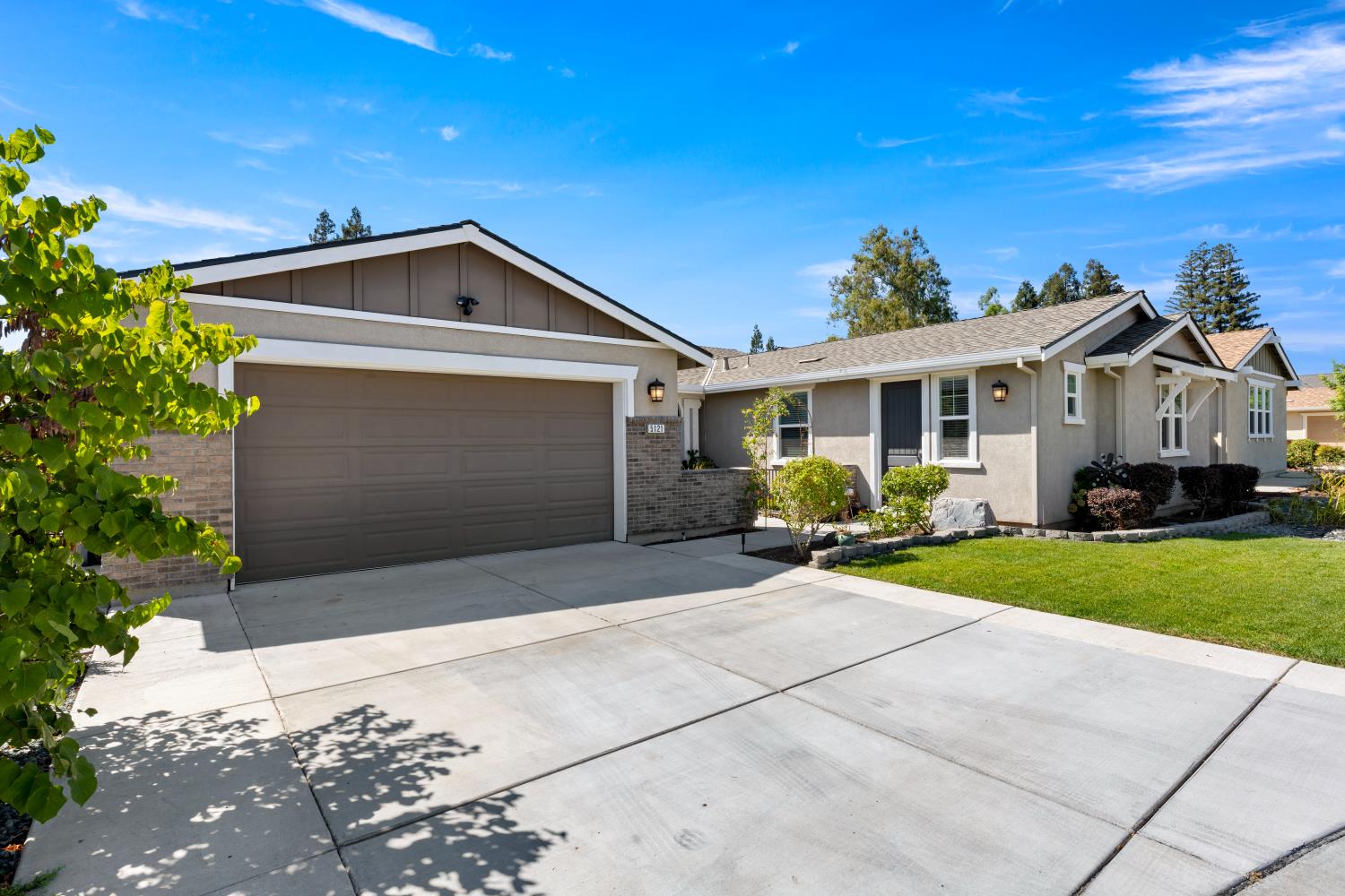5121 Ridgevine Way
