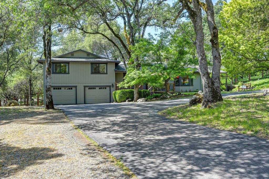 3565 Mary Lane