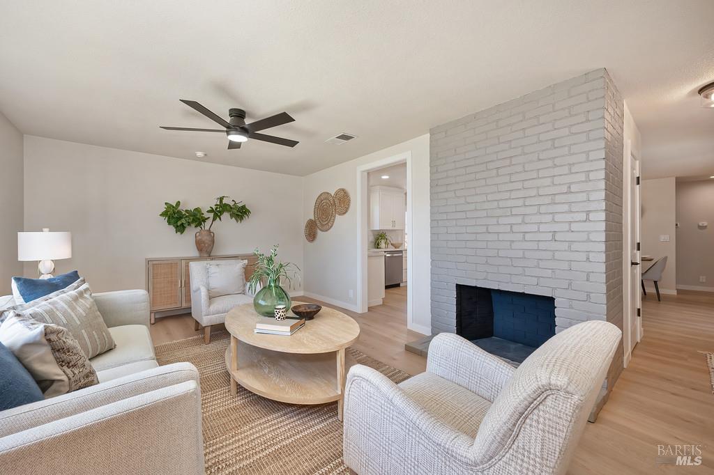 2761 Orchid Street