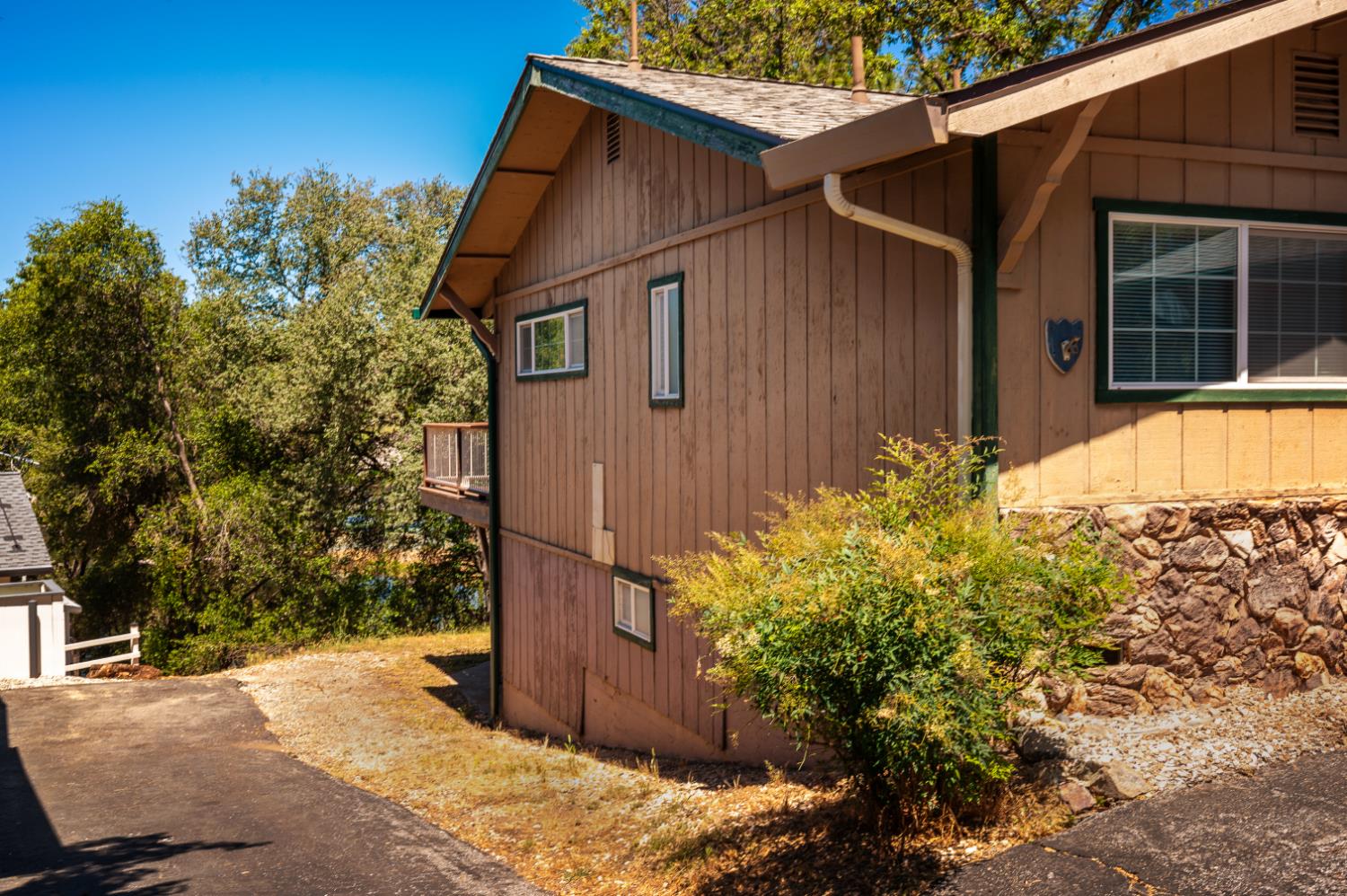 23290 E Shadow Drive