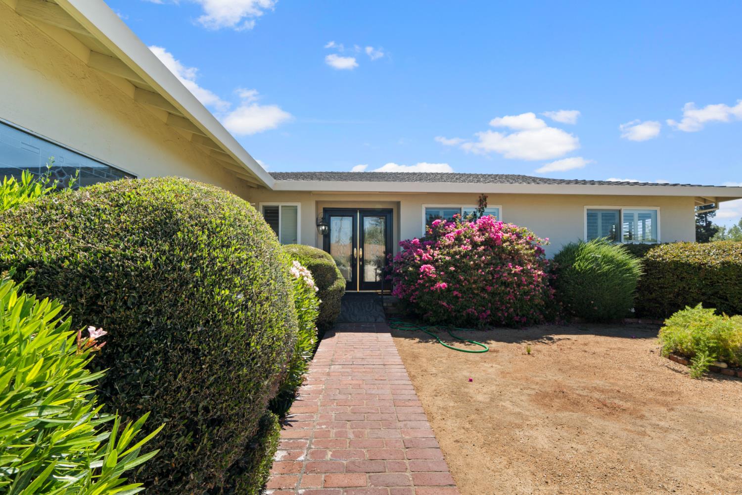 1033 Sycamore Lane