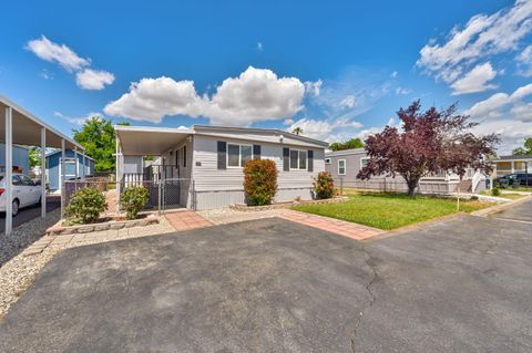 152 Village Circle 152 Sacramento CA 95838