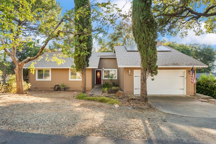 Photo 1 of 53 — 2440 Sandpiper Way, Cameron Park, CA 95682
