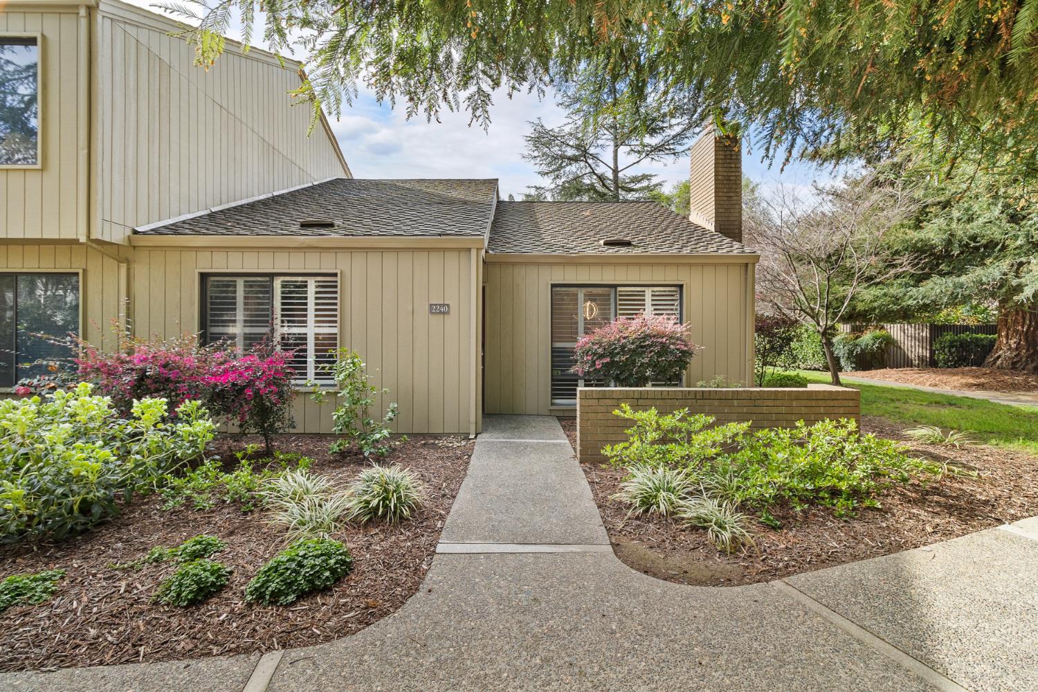 2240 Swarthmore Drive