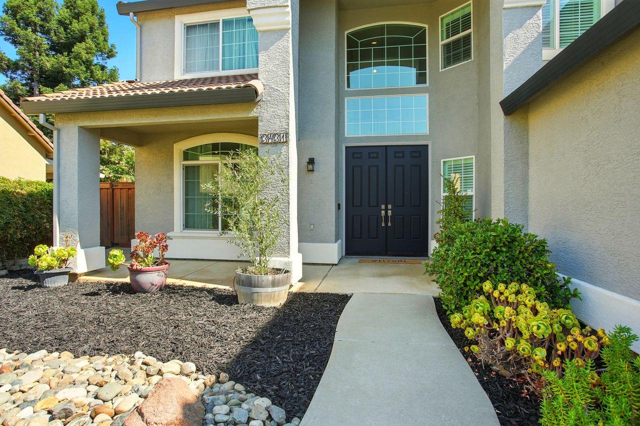 3431 Sierra Meadow Court