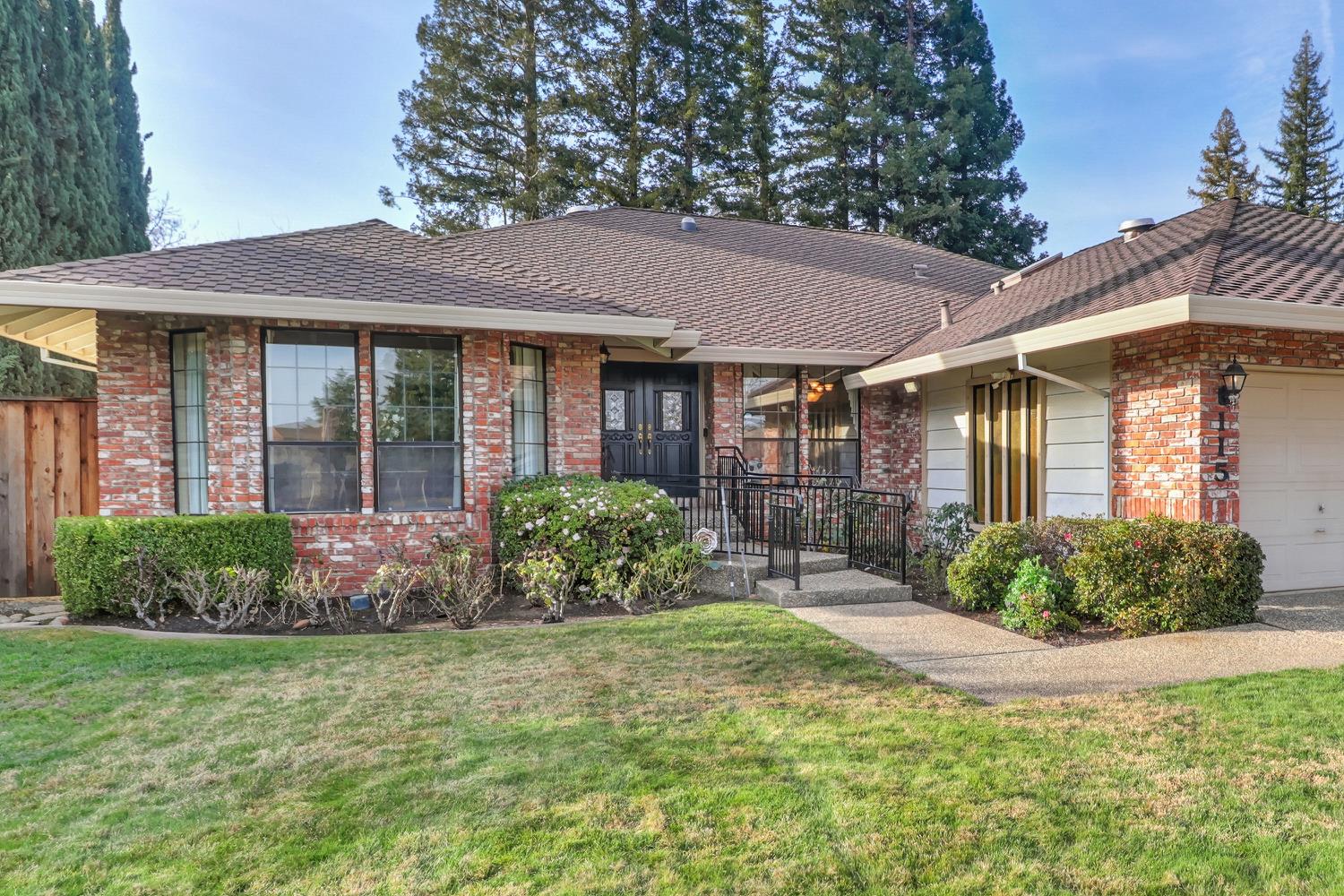 115 Canyon Rim Drive