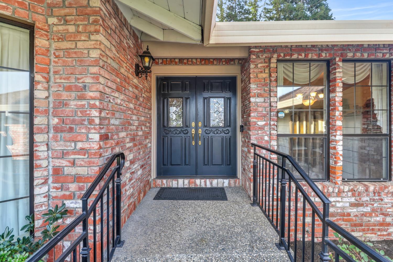 115 Canyon Rim Drive