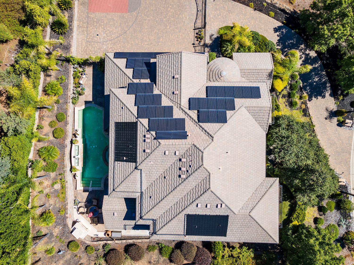 El Dorado Hills, California 95762, United States, 5 Bedrooms Bedrooms, ,5 BathroomsBathrooms,Residential,Active,169725