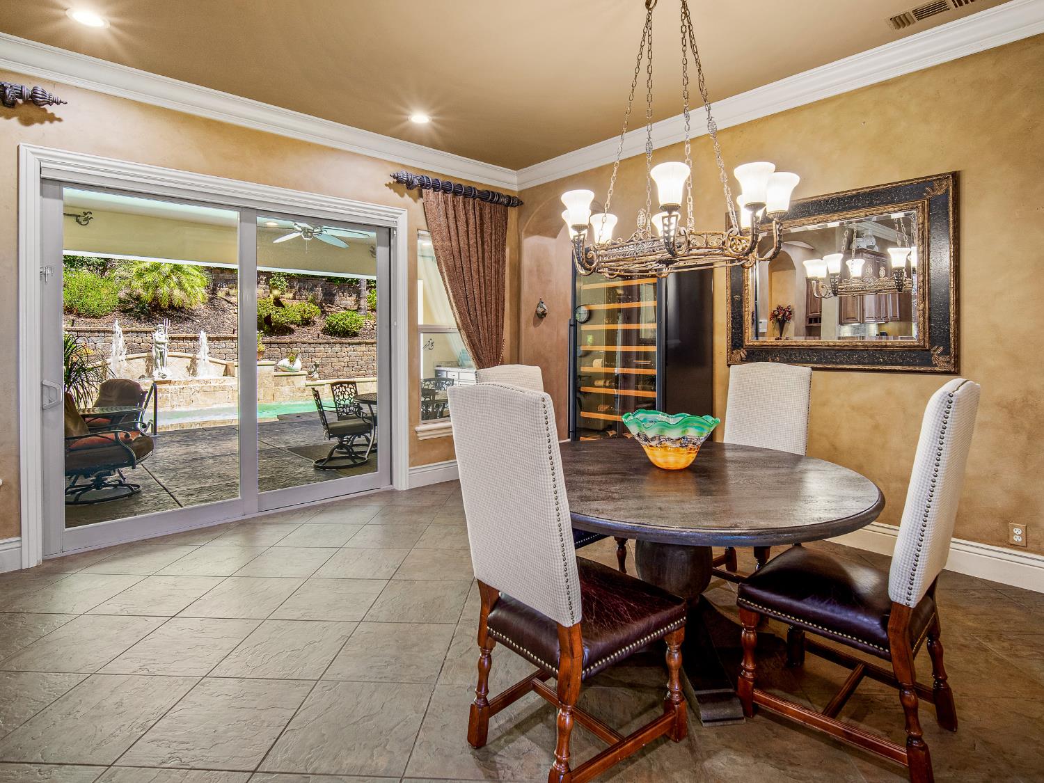 El Dorado Hills, California 95762, United States, 5 Bedrooms Bedrooms, ,5 BathroomsBathrooms,Residential,Active,169725