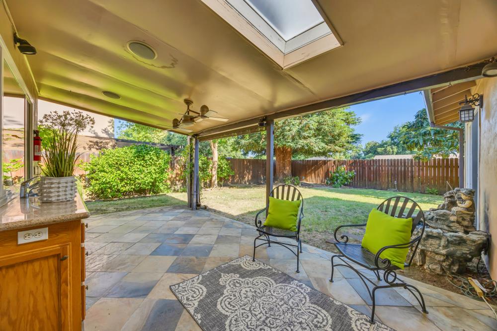 7045 Woodmore Oaks Drive