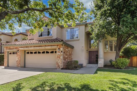 98 Demurrage Way Folsom CA 95630