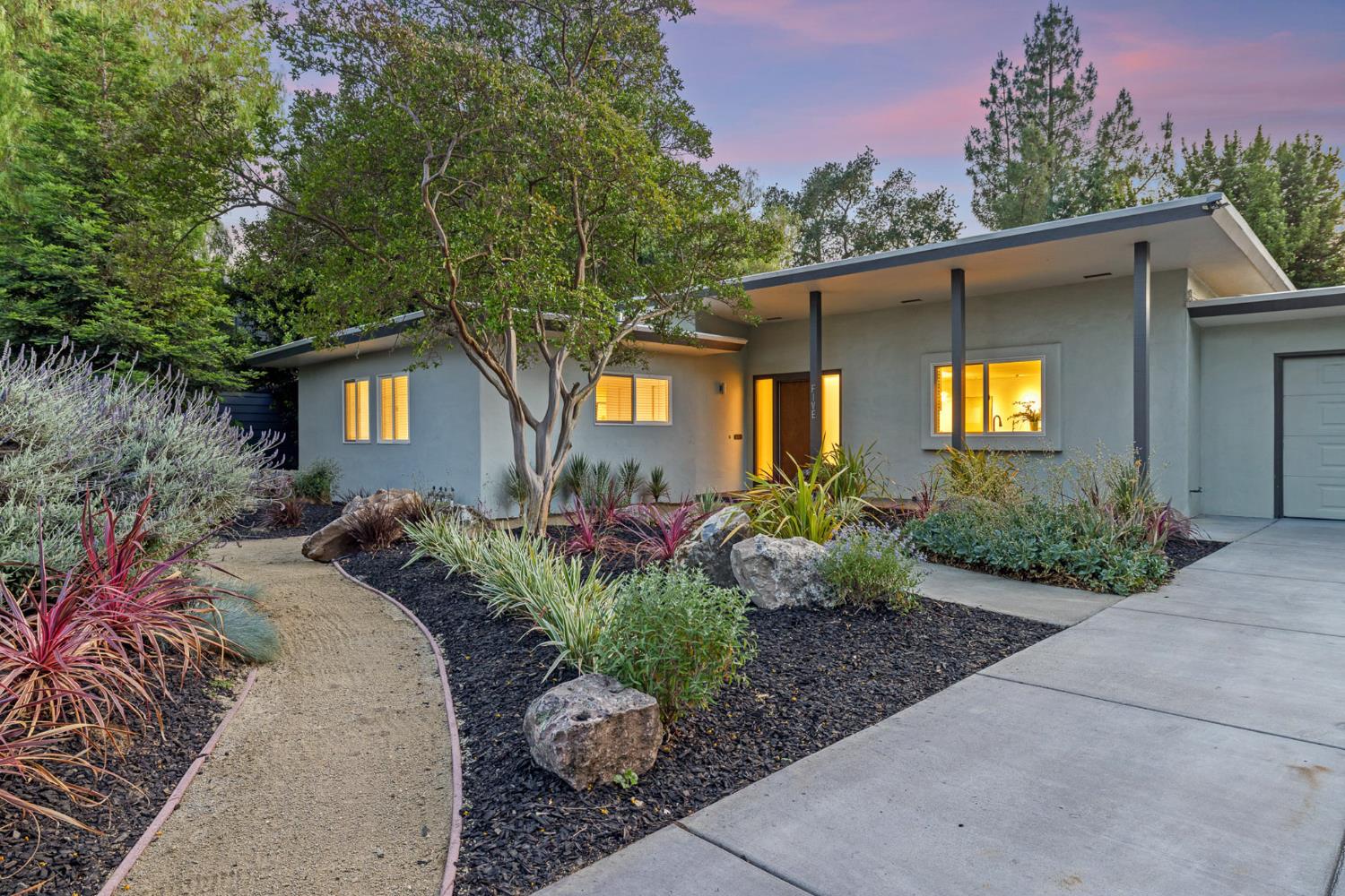 5 Parkside Drive