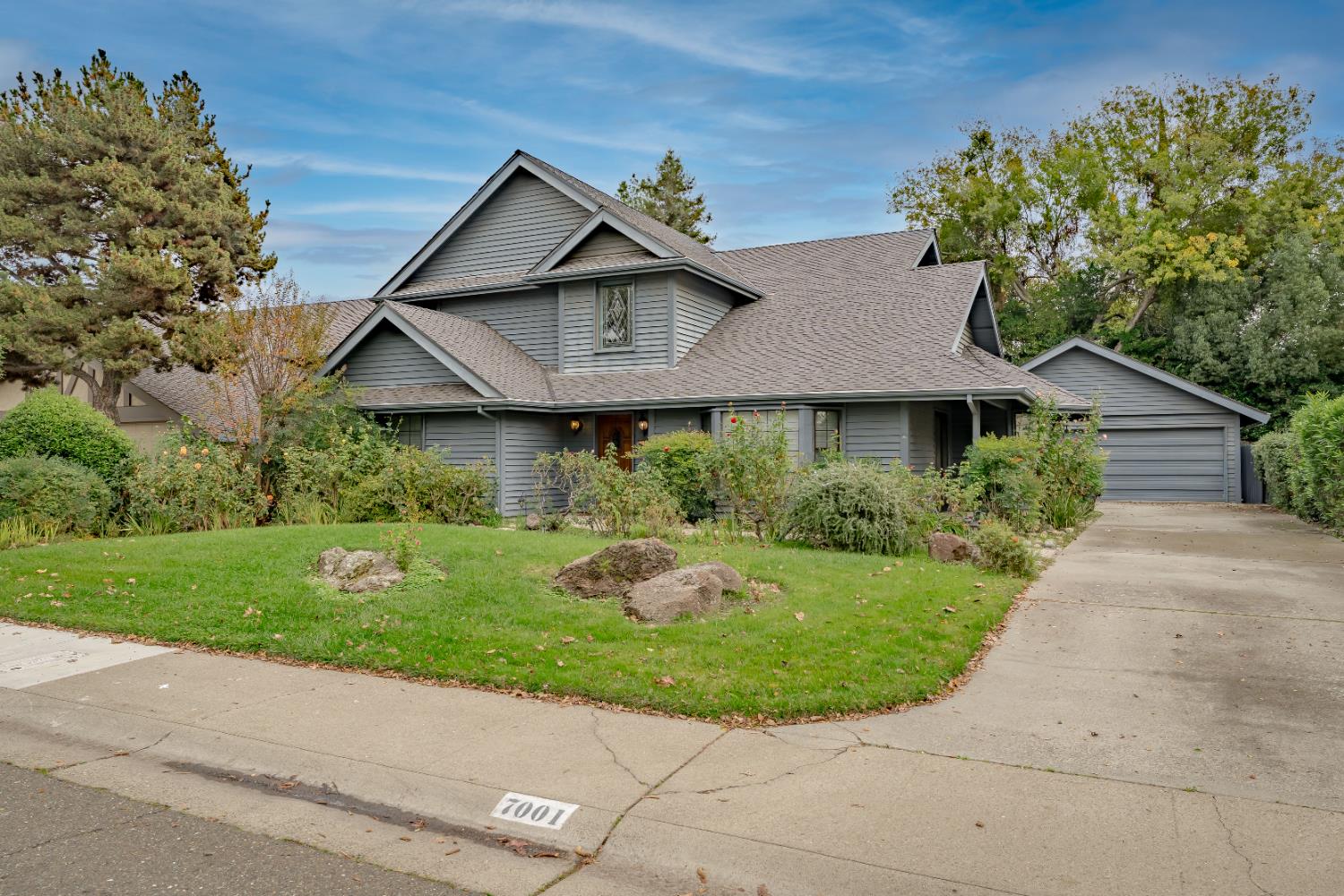 7001 Havenside Drive