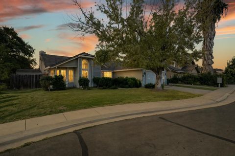 229 Sandpiper Drive Galt CA 95632