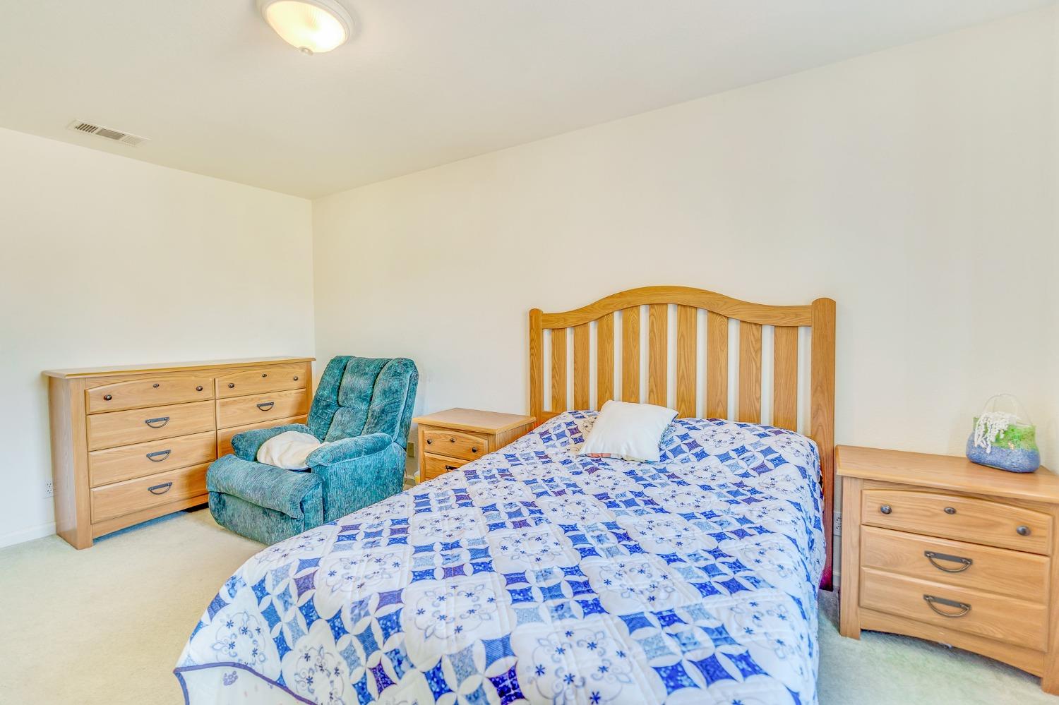 Los Banos, California 93635, United States, 4 Bedrooms Bedrooms, ,3 BathroomsBathrooms,Residential,Active,62389