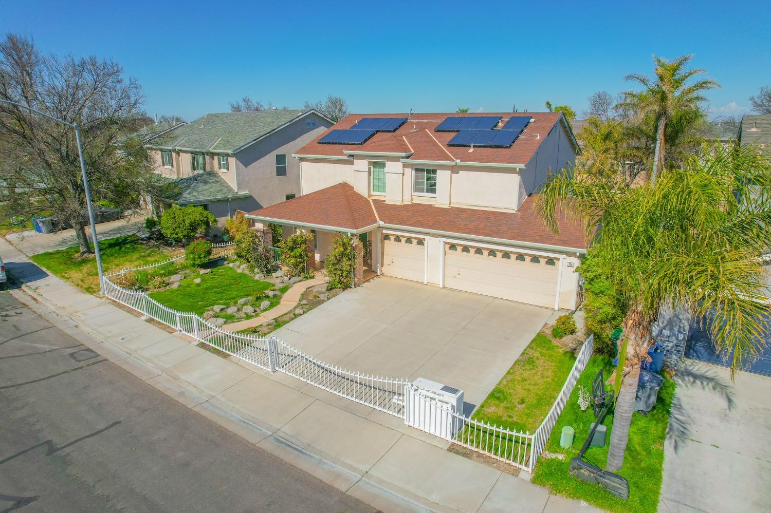 Los Banos, California 93635, United States, 4 Bedrooms Bedrooms, ,3 BathroomsBathrooms,Residential,Active,62389