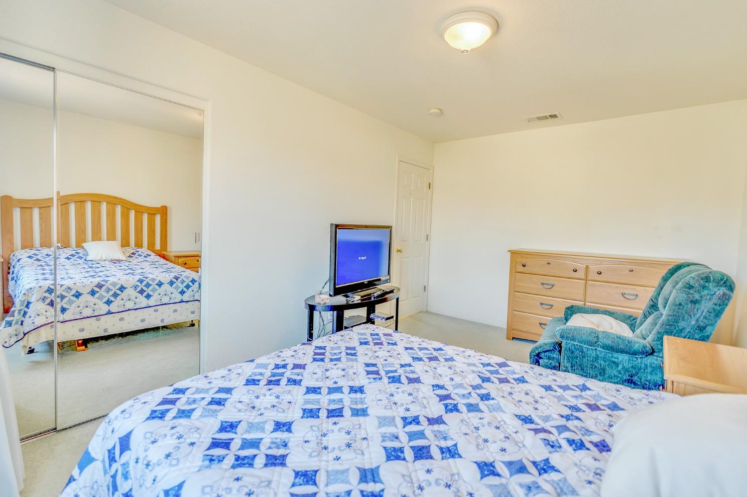 Los Banos, California 93635, United States, 4 Bedrooms Bedrooms, ,3 BathroomsBathrooms,Residential,Active,62389