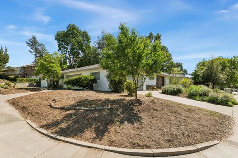 6001 S Land Park Drive Sacramento CA 95822