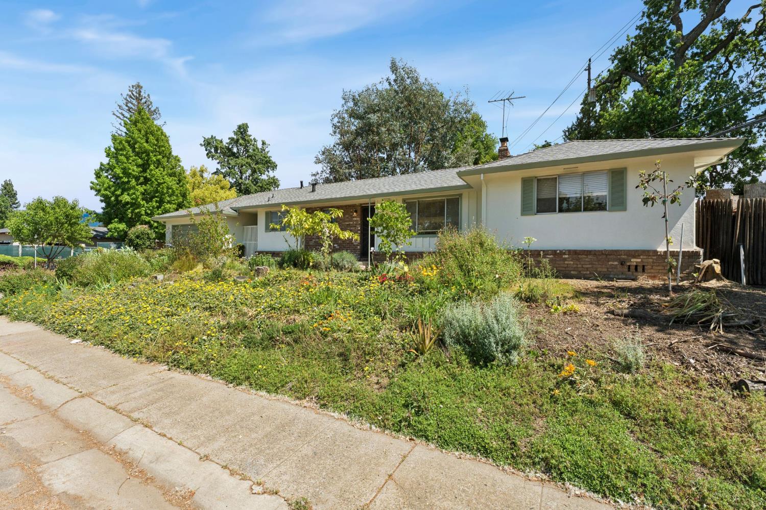 6001 S Land Park Drive