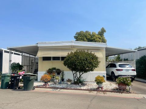 7551 Red Bud Lane Sacramento CA 95828