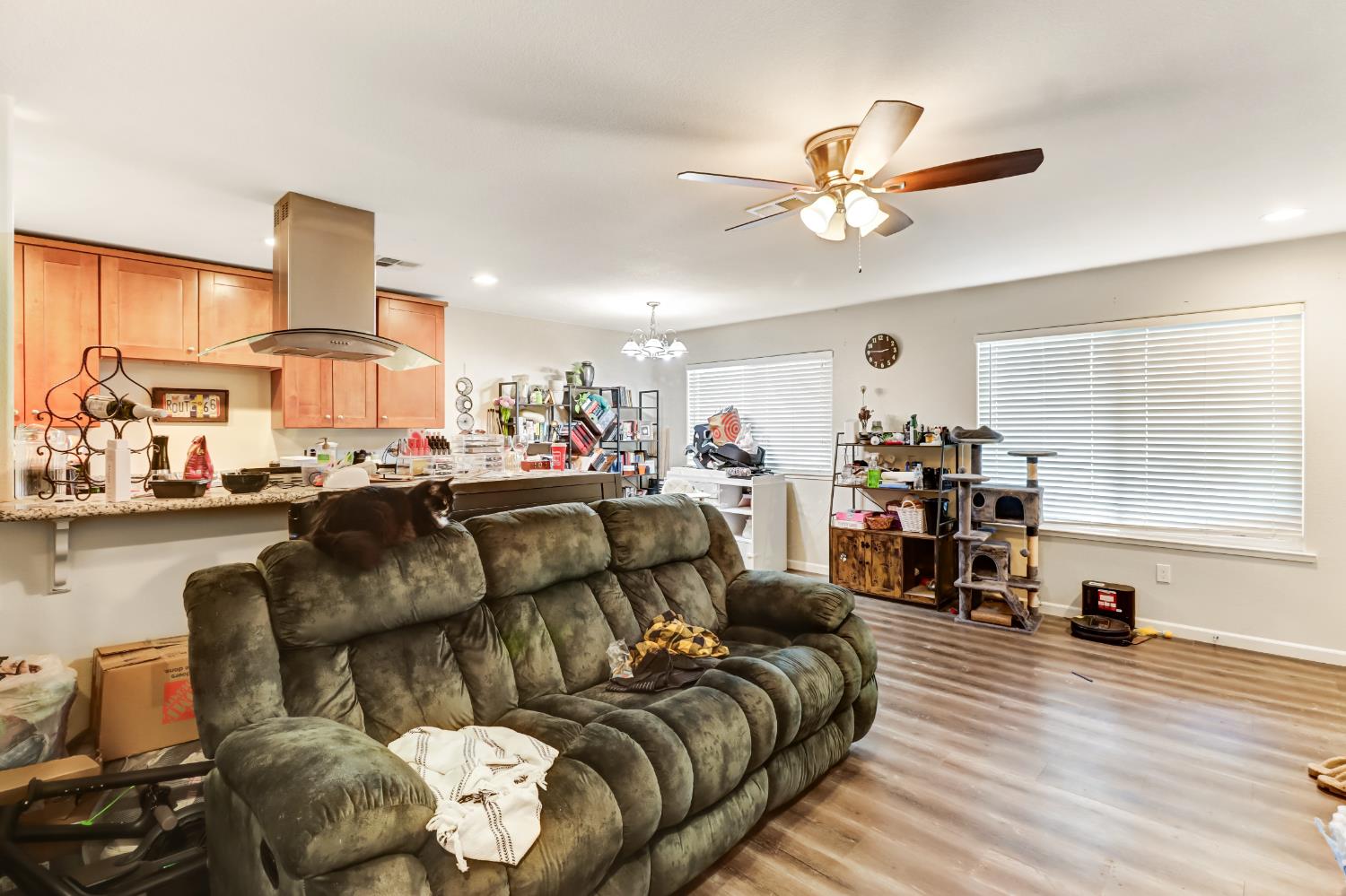 831 Cathedral Court
