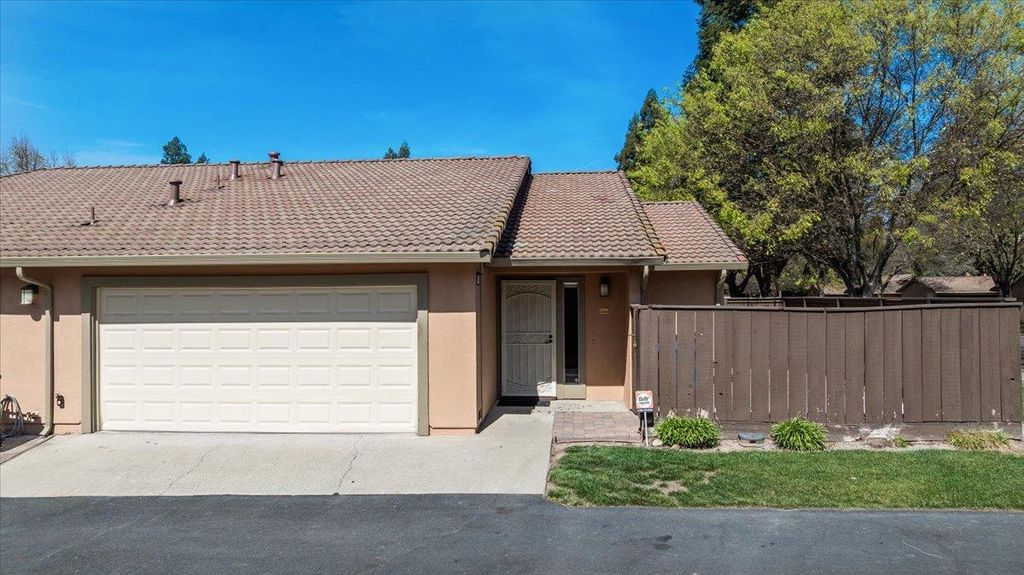 Photo of 4064 Elmo Loop, Modesto, CA 95356 (MLS # 226028891)