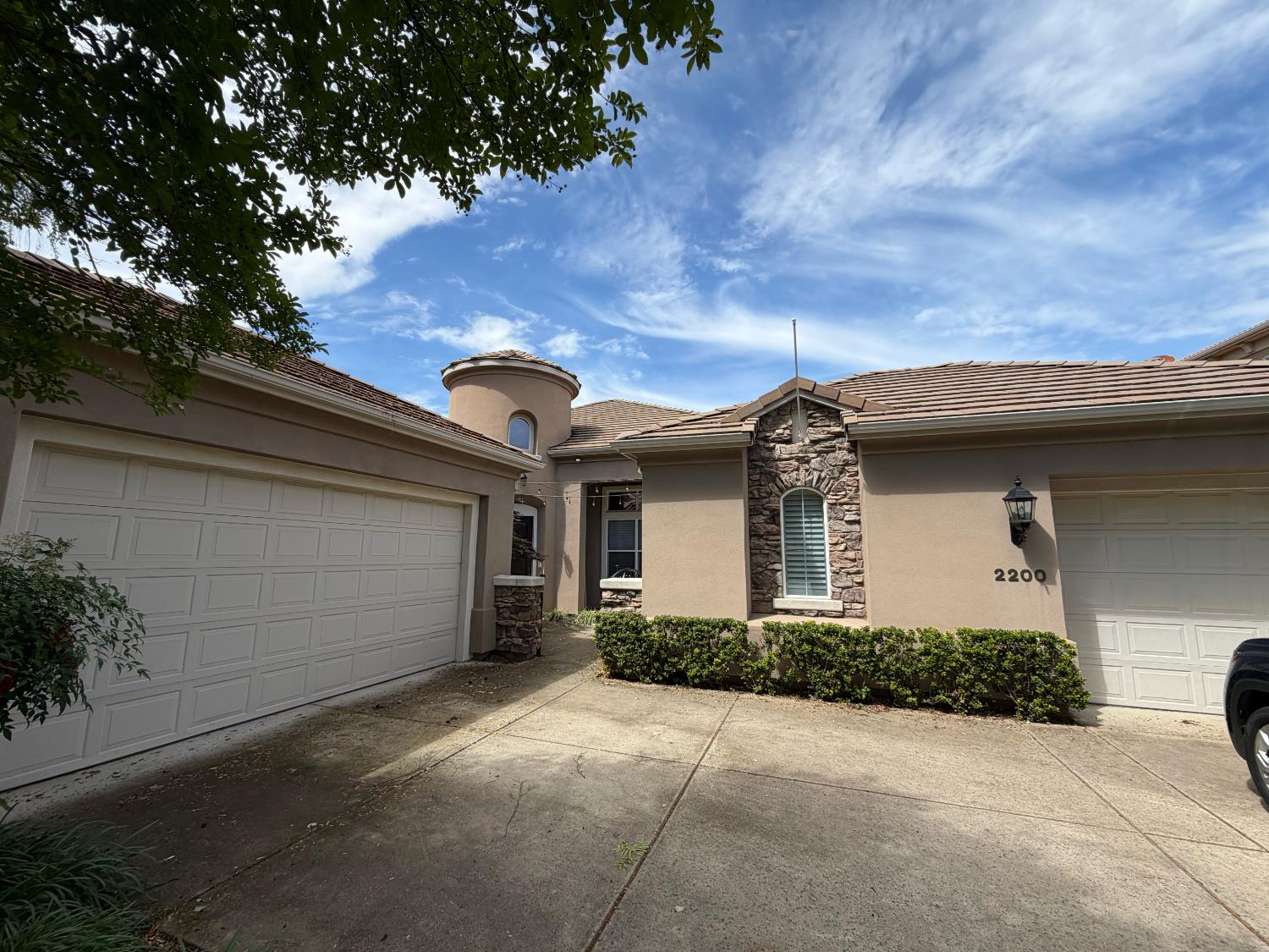 2200 Frascati Drive