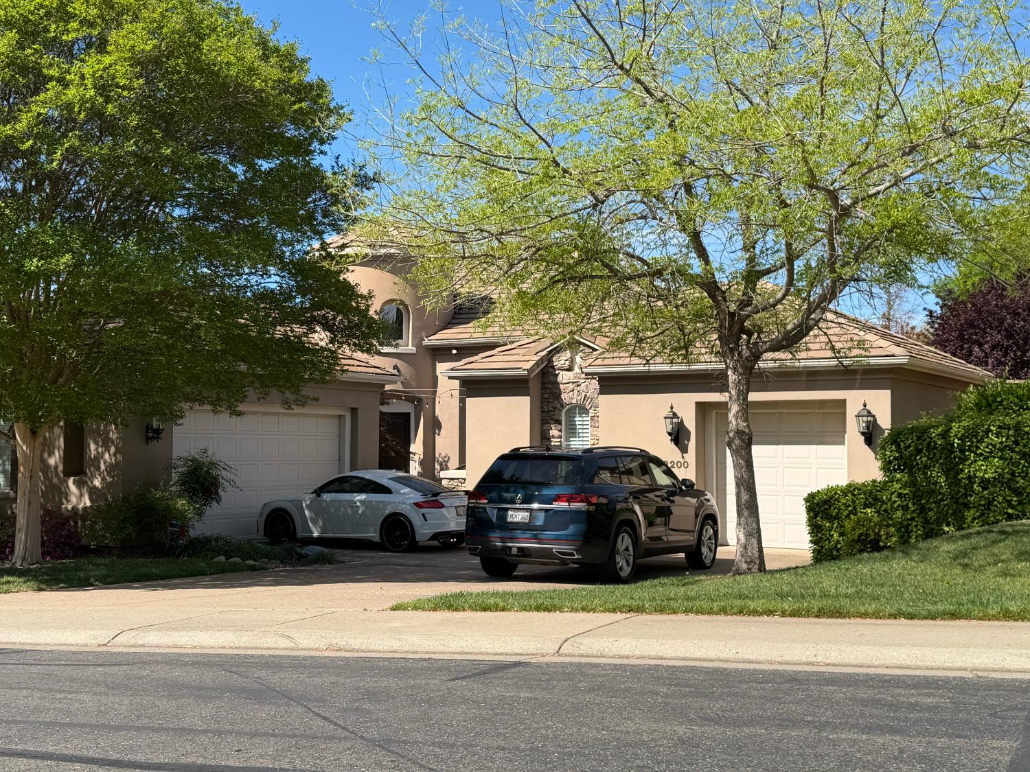 2200 Frascati Drive