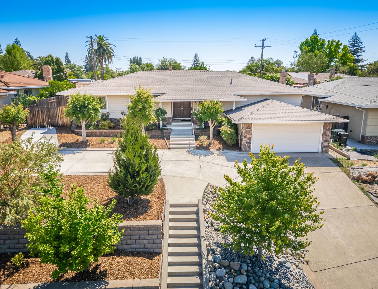 5612 Jolly Court