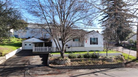 216 S Amador Street Ione CA 95640