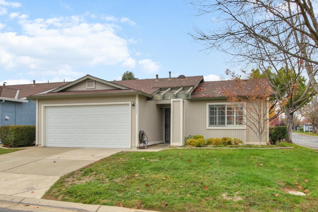 Photo of 7325 Sunsilver Lane, Sacramento, CA 95828 (MLS # 226008825)