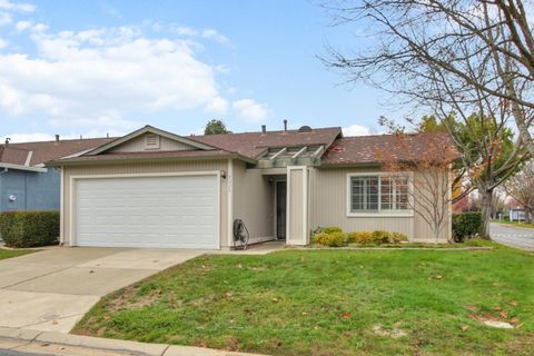 7325 Sunsilver Lane Sacramento CA 95828