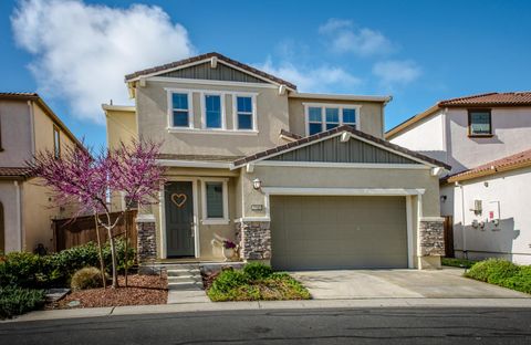 3745 Po River Way Sacramento CA 95834