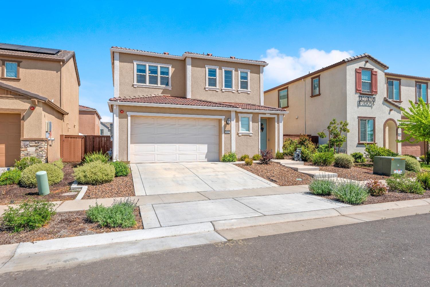10521 Etude Way