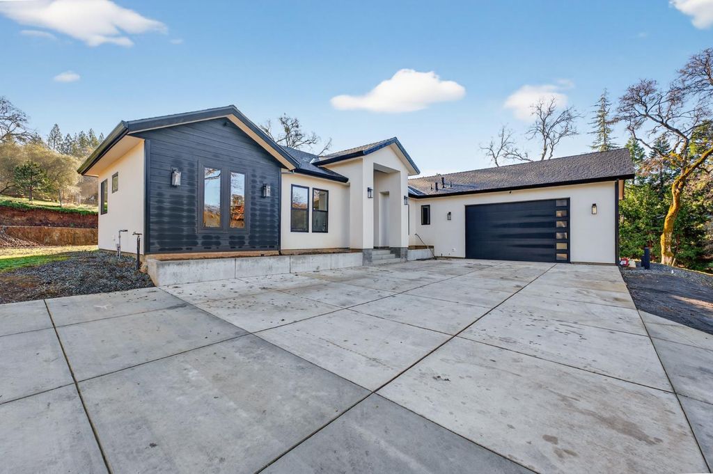 Photo of 5475 Stanley Drive, Auburn, CA 95602 (MLS # 226002747)