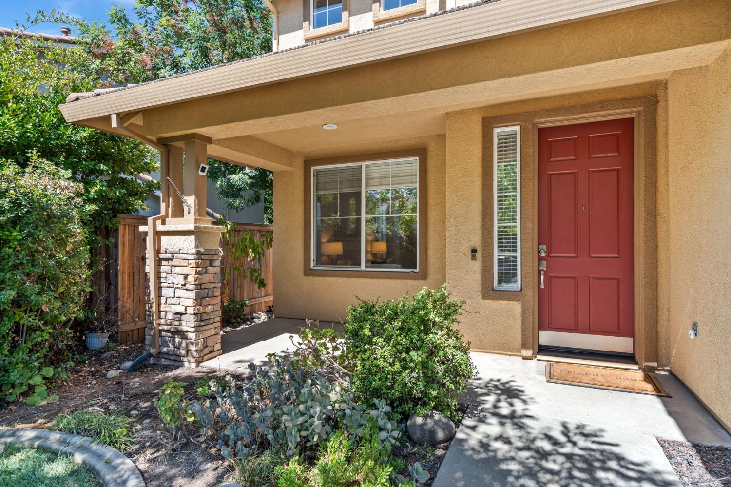 3203 Thistle Court
