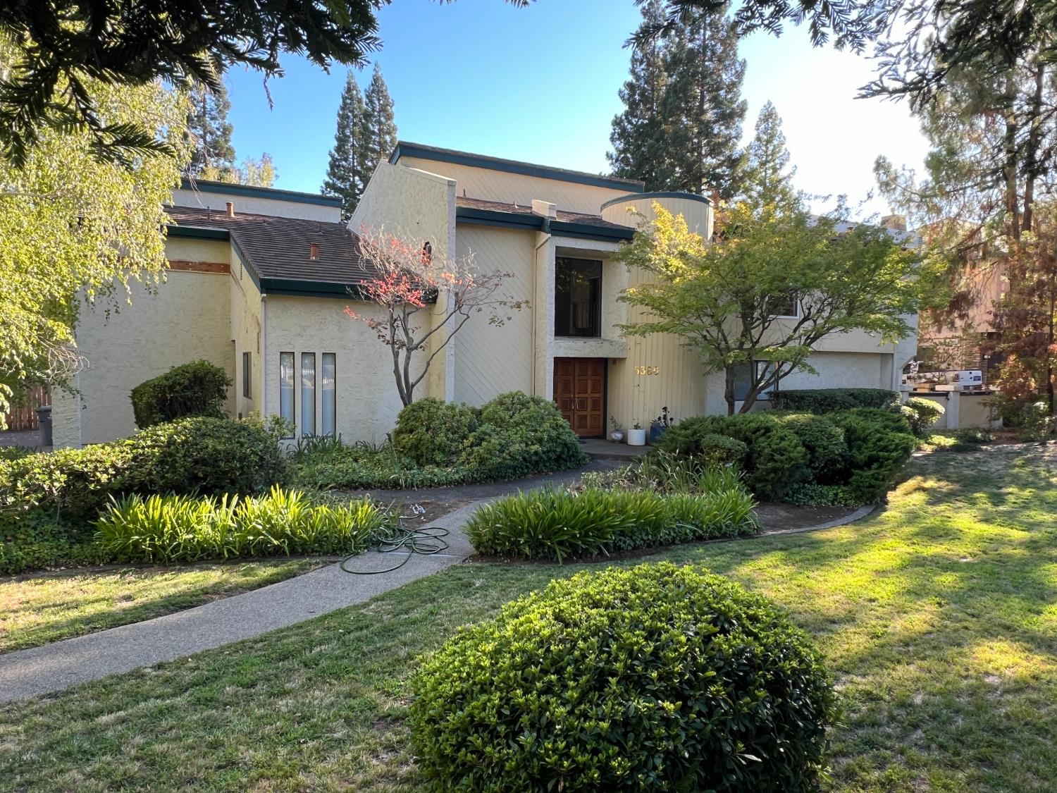 6380 Fern Leaf Drive