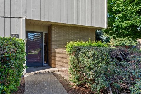 816 Elmhurst Circle Sacramento CA 95825
