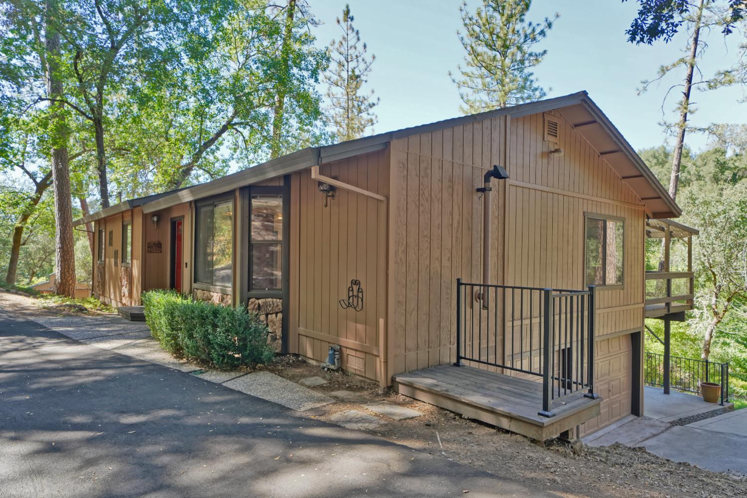 3440 Forni Road