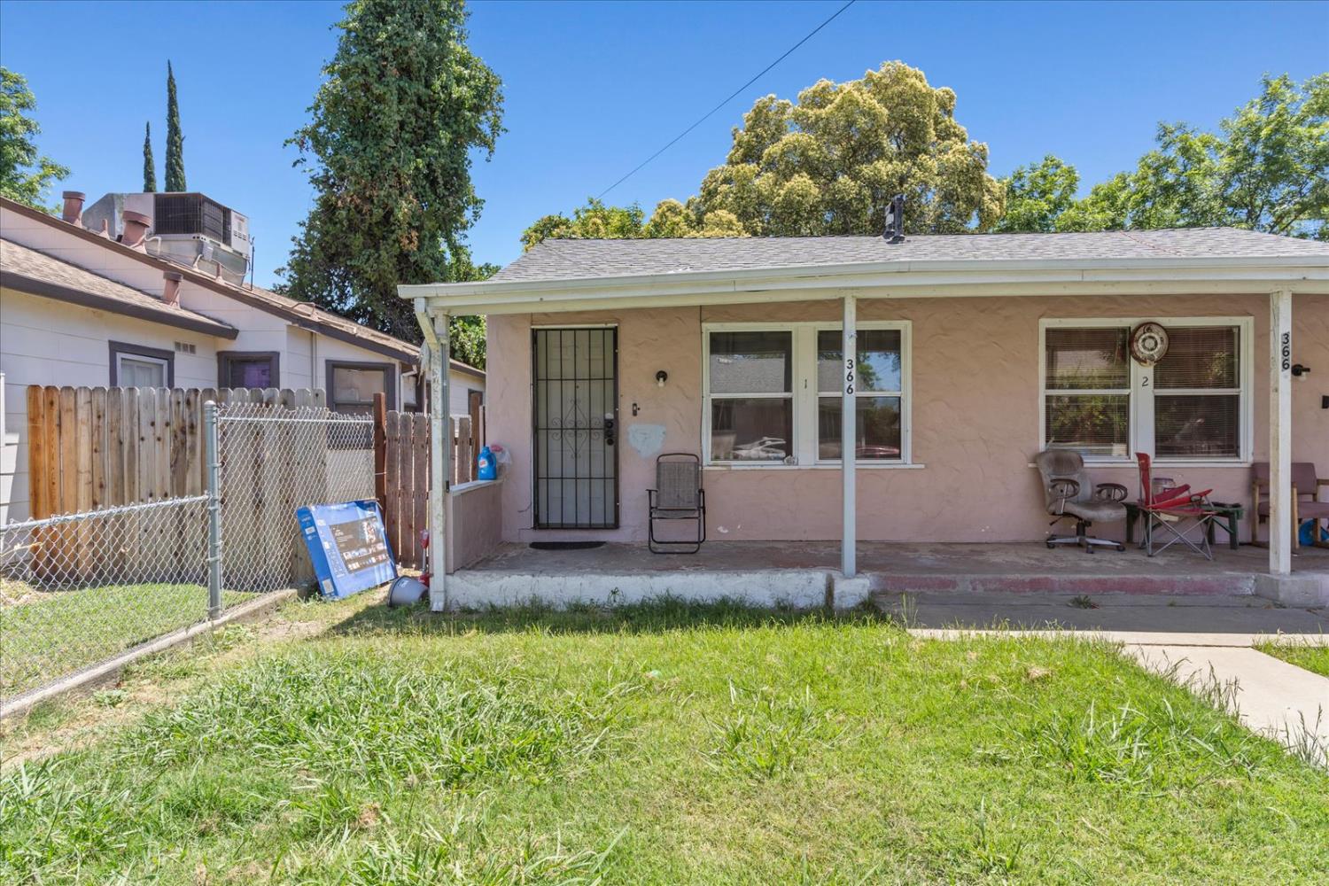 366 Woodbridge Avenue